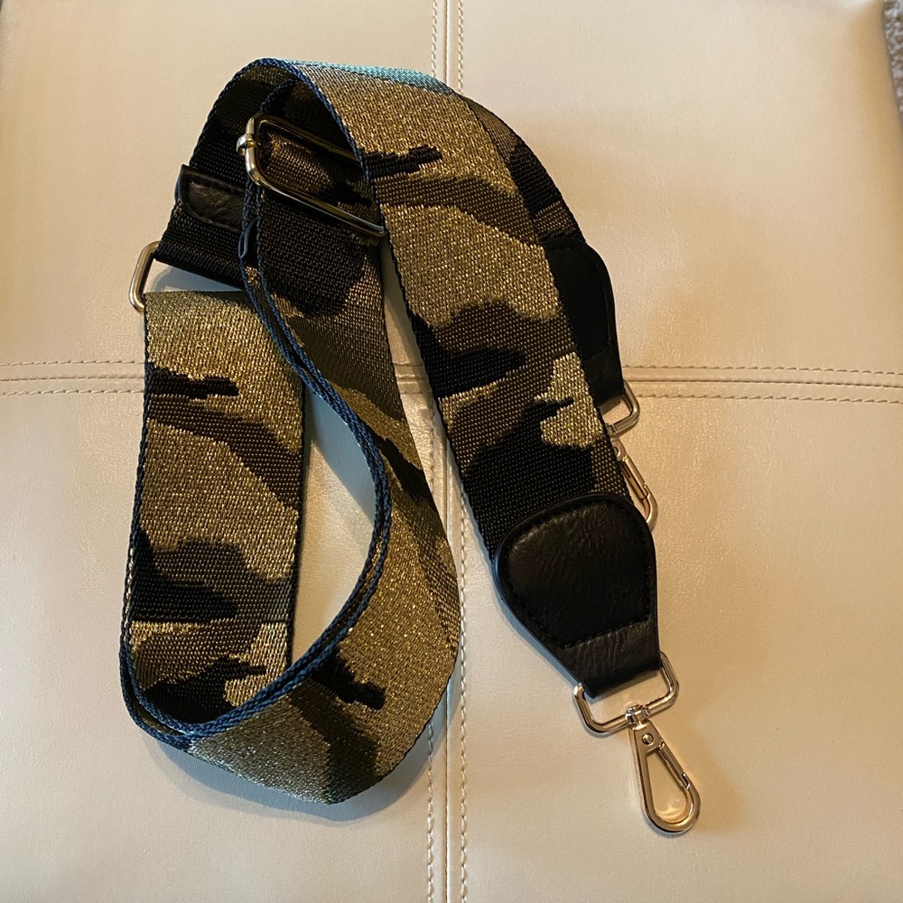 NEVER USED* shimmer camo purse strap!!!!